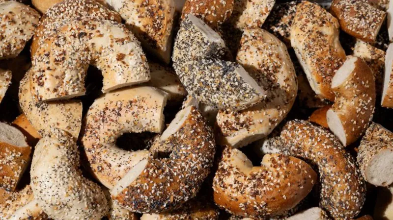 Poppy seed seasoning withdrawn after morphine and codeine detected