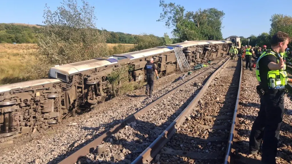 Southern Rail passengers describe ‘panic and fear’ as carriages overturn