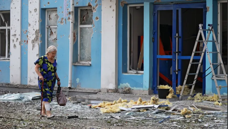 Ukrainian strikes on Belgorod region leave six dead, acting governor reports