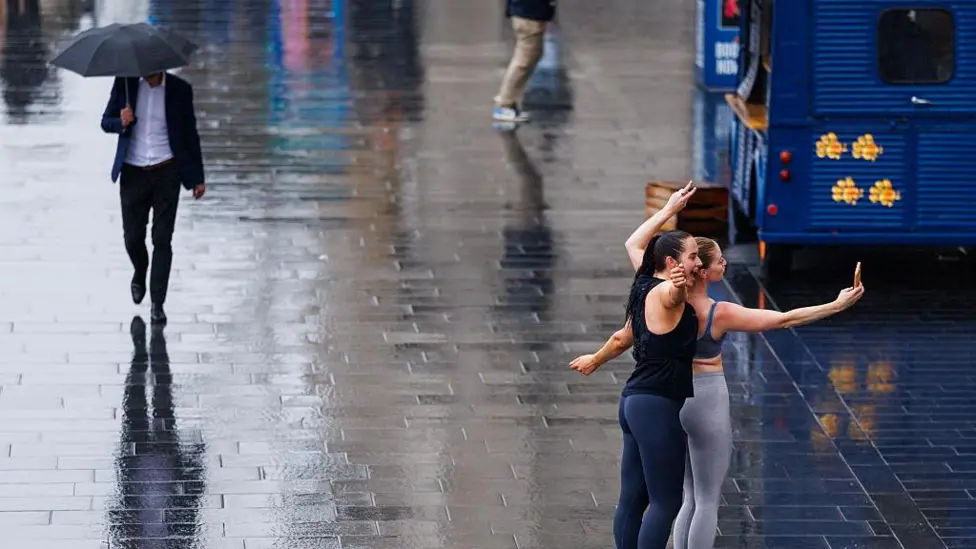 Cooler weather and rain to break UK's prolonged summer heat and drought