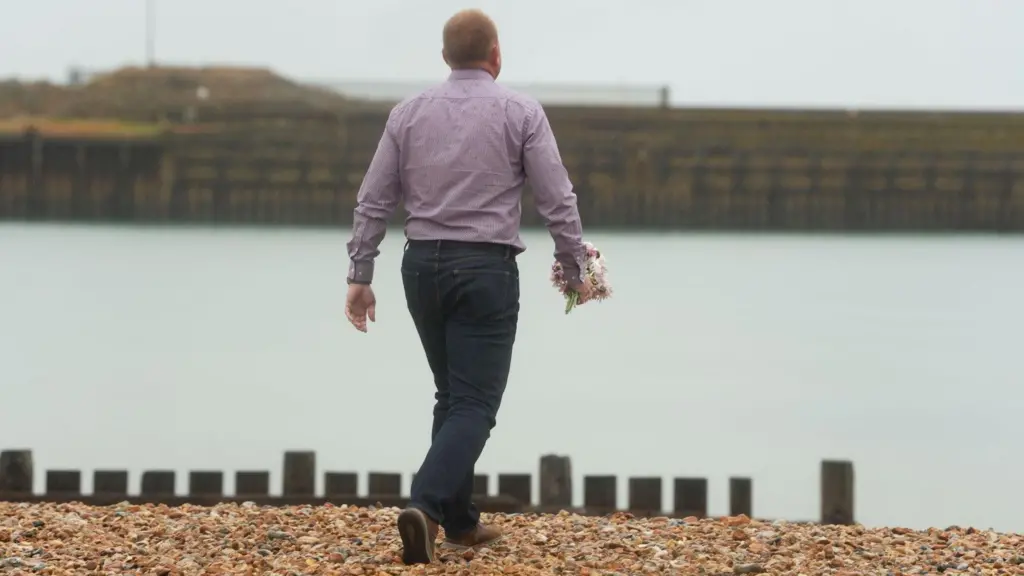 Three family members die off Shoreham coast; girl critical