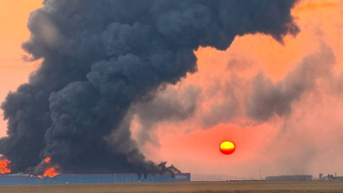 Ukraine Widens Drone Campaign as Ozon Warehouses Attacked Across Southern Russia