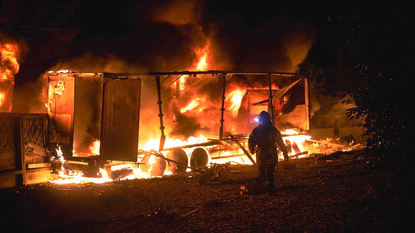 Kremlin Declares Ukraine Peace Talks on ‘Deep Pause’ as Offensive Intensifies