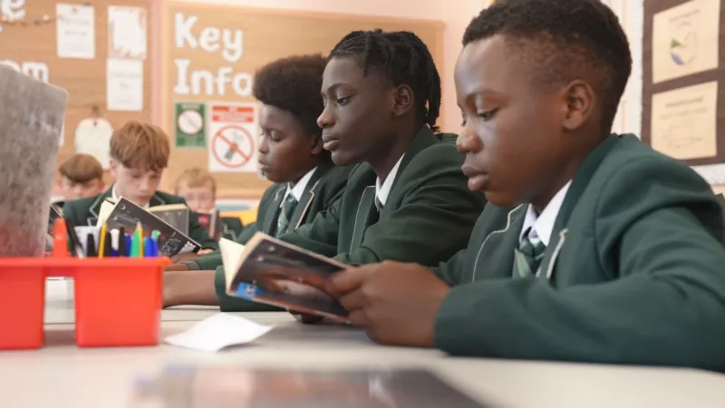 English pupils outshine rest of UK in global school rankings
