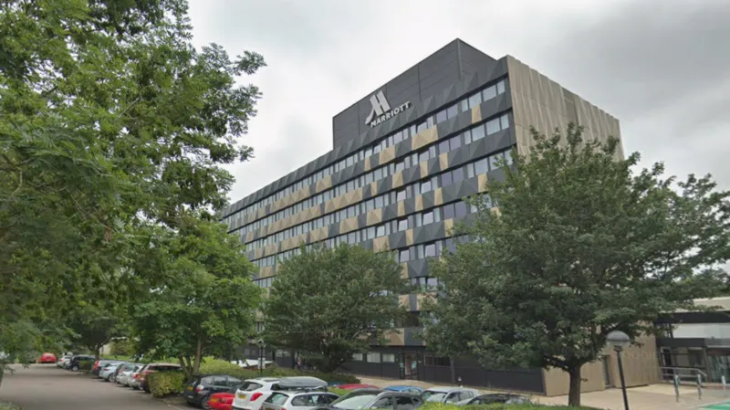 Misinformation in Portsmouth: Cricketers Mistaken for Migrants at Hotel