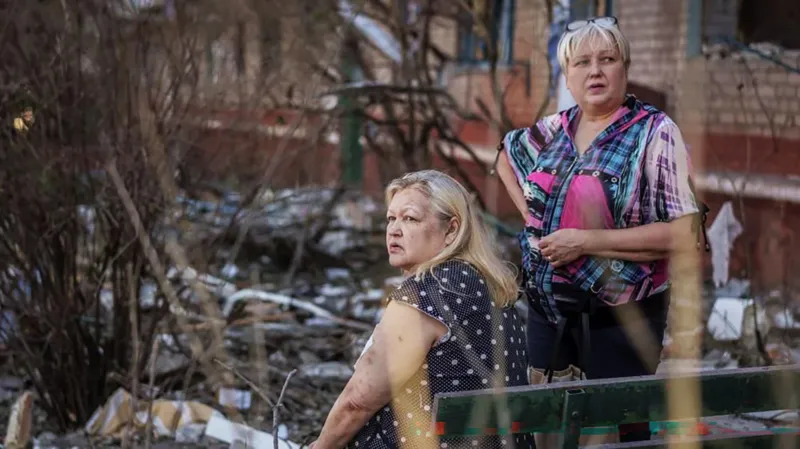 Civilians Ordered to Flee Ukraine's Fortress Cities as Russia Presses Donbas Offensive