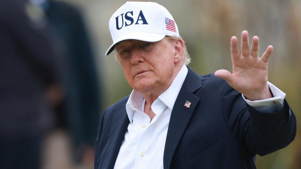 Trump Dismisses AI Doom Warnings as Rivalry with China Hardens