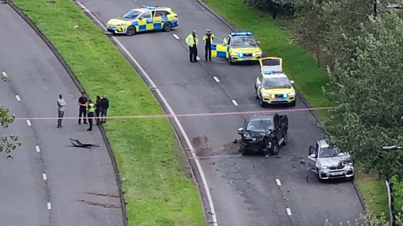 Two Killed and Four Injured as Car Strikes Pedestrians in Doncaster