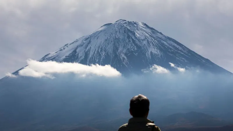 Fuji rescuers to charge climbers who ignore off-season warnings