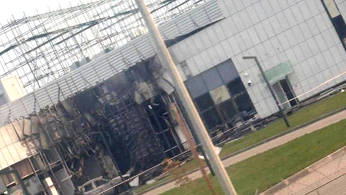 Ukrainian Drones Strike Sberbank Data Centre as Moscow Flights Halted