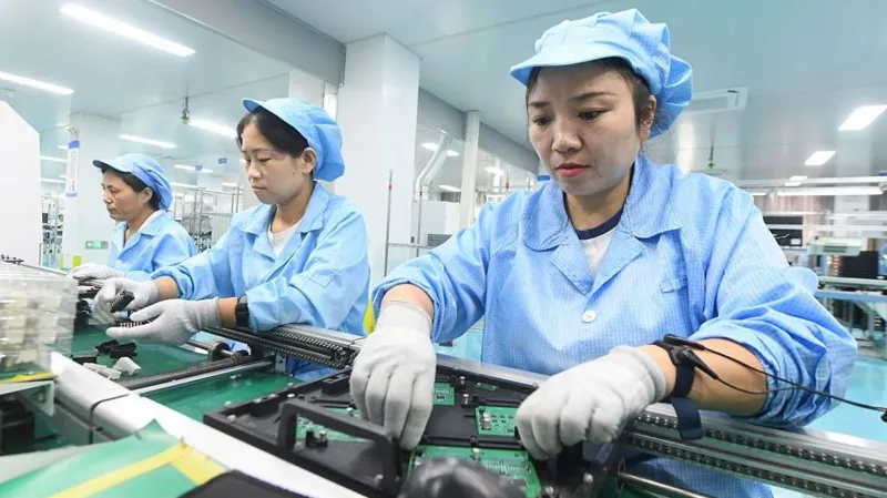 AI demand lifts China's exports but property slump persists