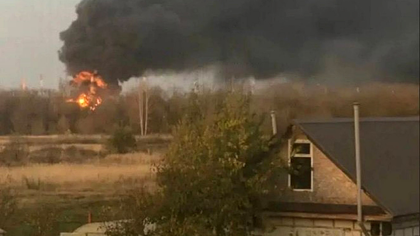 Oil hub ablaze in central Russia as both sides escalate