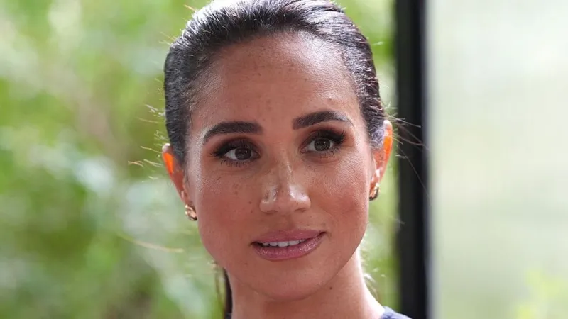 Duchess reveals she was warned about Thomas Markle before police inquiry
